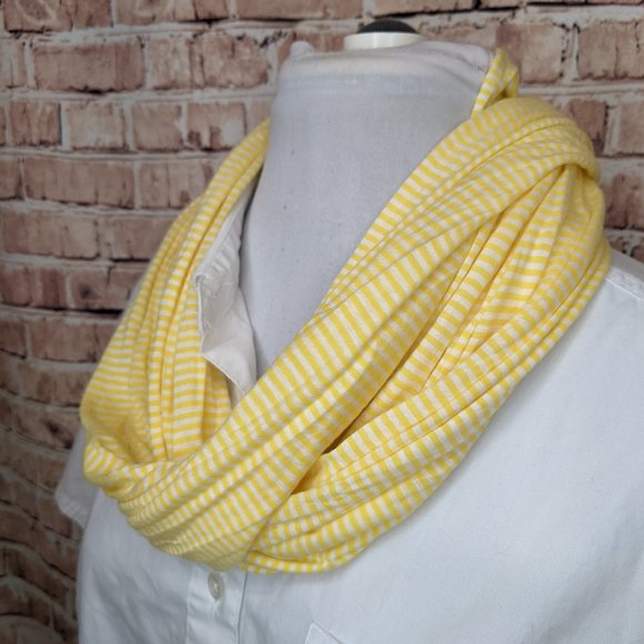 alirina Infinity Scarf Yellow/White - Picture 4 of 10